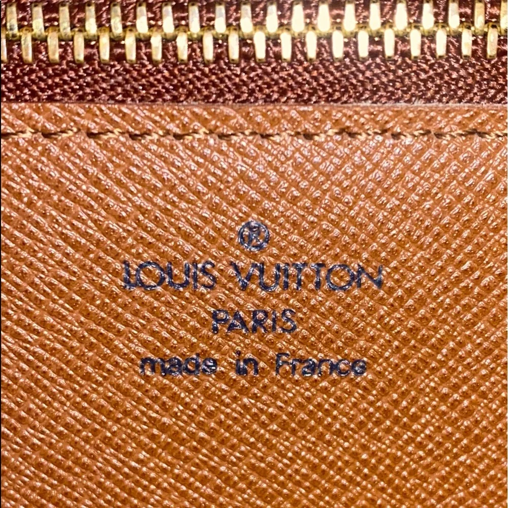 ♥️🛍💯Authentic Louis Vuitton Bordeaux Shoulder Bag in Monogram